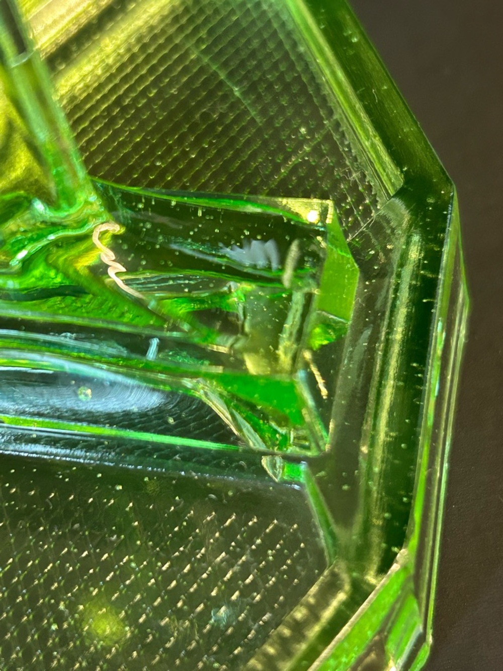 Vaseline Green Uranium Glass Salt & Pepper Shakers with Caddy Art Deco - Picture 8 of 11